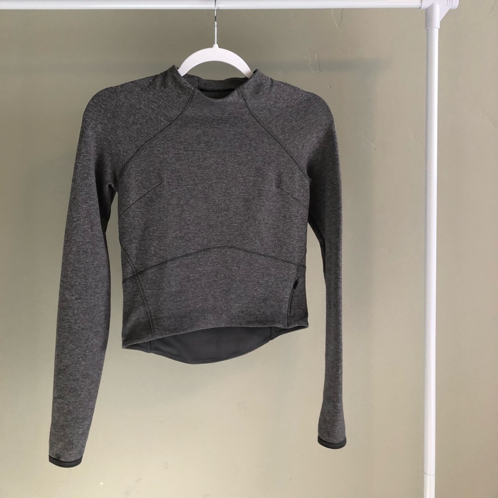 Lulu lemon cropped long sleeve top